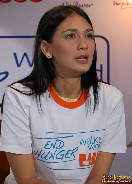 Foto Luna Maya