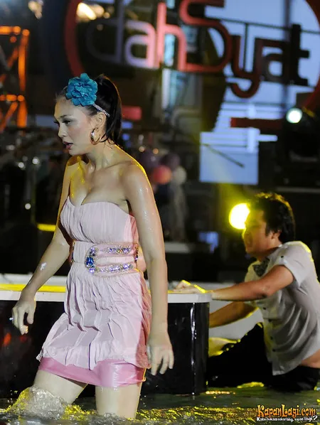 Foto Luna Maya