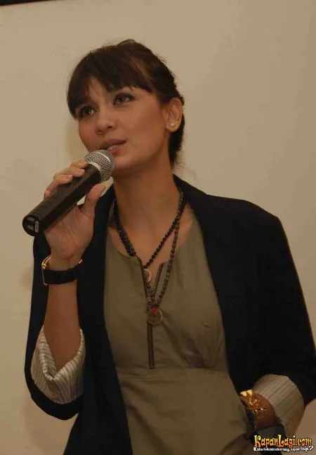 Foto Luna Maya