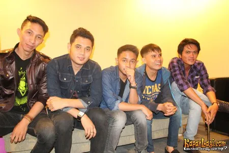 Foto Lyric