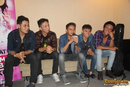 Foto Lyric