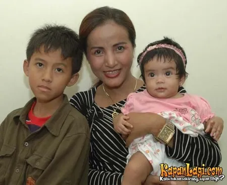 Foto Machica Mochtar