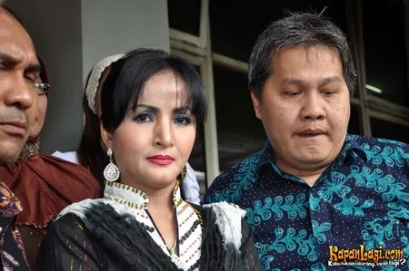 Foto Machica Mochtar