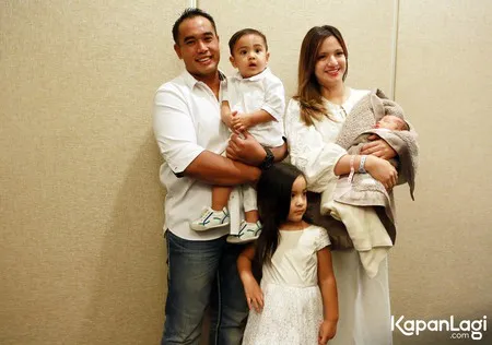 Foto Magika Zalardi Bakrie