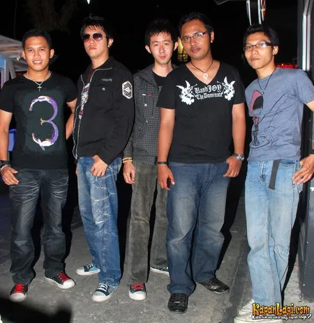 Foto Magnum Band