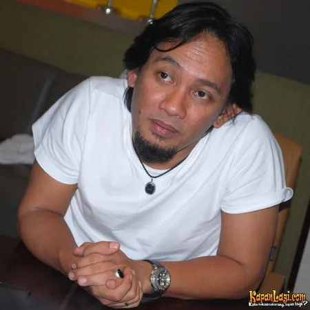 Foto Makki Ungu