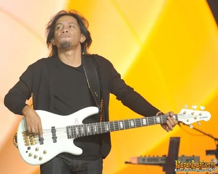 Foto Makki Ungu