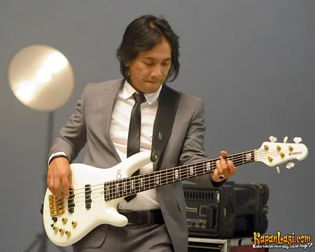 Foto Makki Ungu
