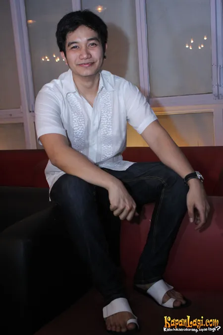 Foto Maliq and D Essentials