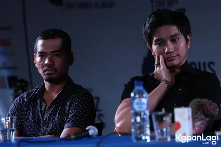 Foto Maliq and D Essentials