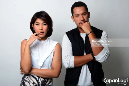 Foto Maliq and D Essentials