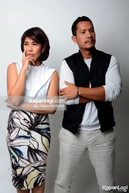 Foto Maliq and D Essentials