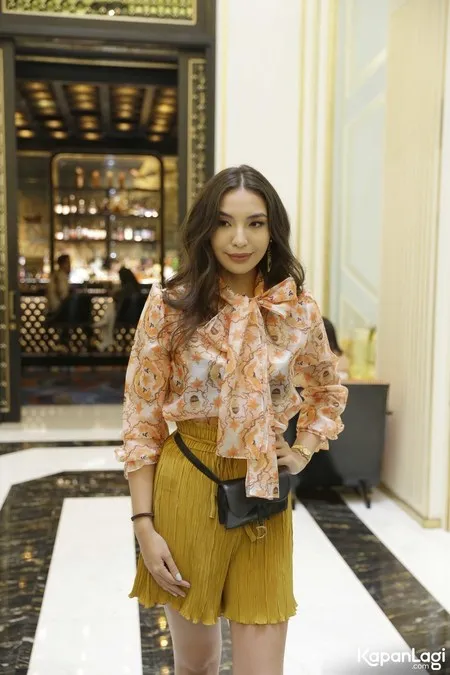 Foto Manohara