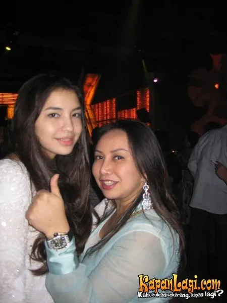 Foto Manohara Odelia Pinot