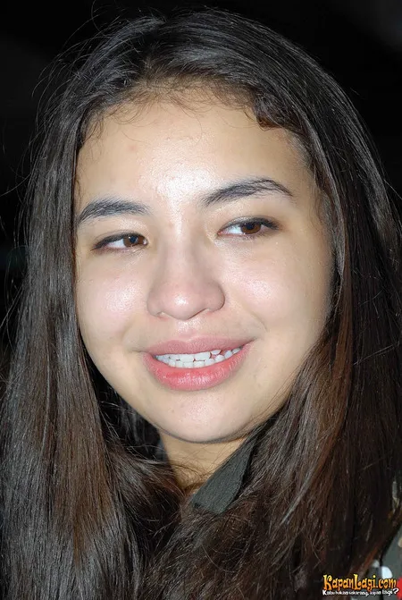 Foto Manohara Odelia Pinot