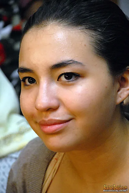 Foto Manohara Odelia Pinot