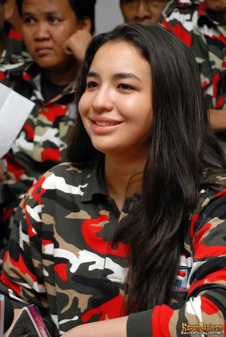 Foto Manohara Odelia Pinot