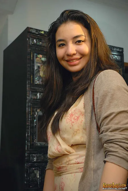 Foto Manohara Odelia Pinot