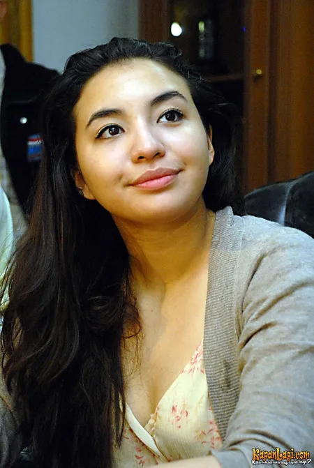 Foto Manohara Odelia Pinot