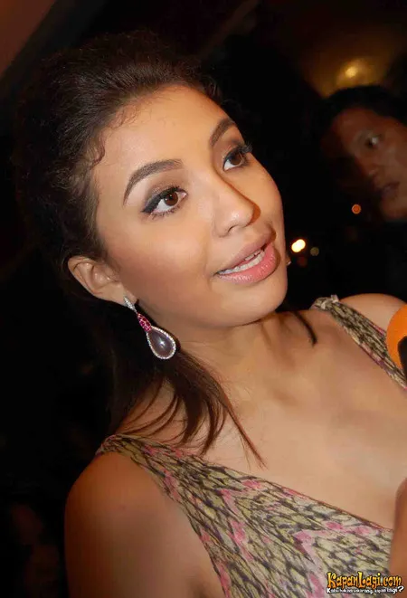 Foto Manohara Odelia Pinot