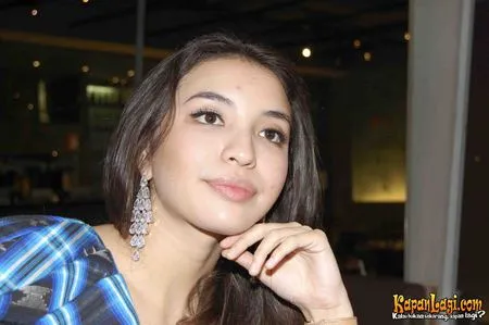 Foto Manohara Odelia Pinot