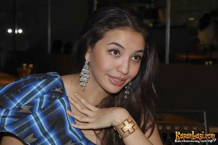 Foto Manohara Odelia Pinot