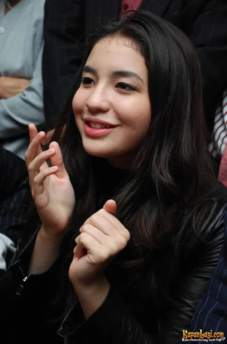 Foto Manohara Odelia Pinot