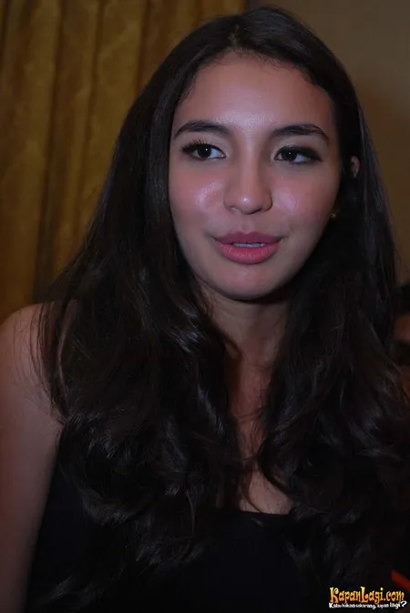 Foto Manohara Odelia Pinot