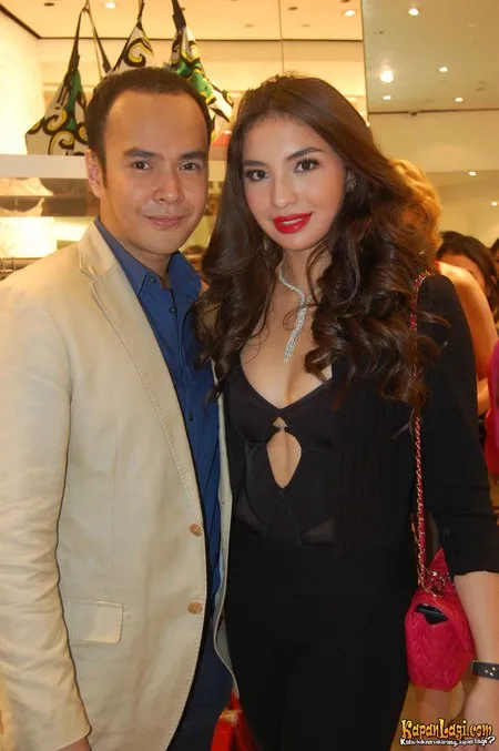 Foto Manohara Odelia Pinot