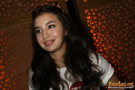 Foto Manohara Odelia Pinot