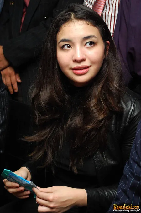 Foto Manohara Odelia Pinot