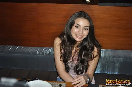 Foto Manohara Odelia Pinot