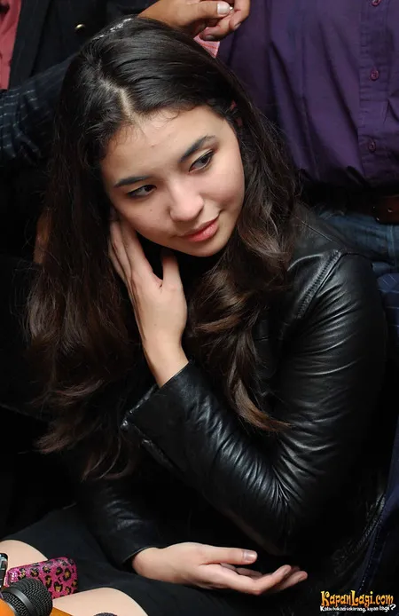 Foto Manohara Odelia Pinot