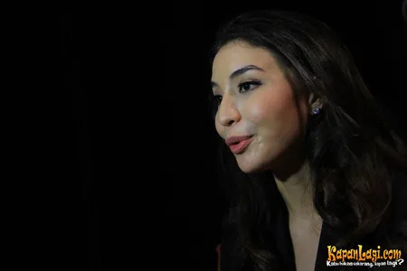 Foto Manohara Odelia Pinot