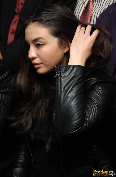 Foto Manohara Odelia Pinot