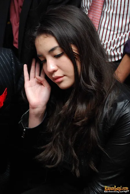 Foto Manohara Odelia Pinot