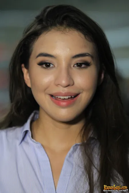 Foto Manohara Odelia Pinot