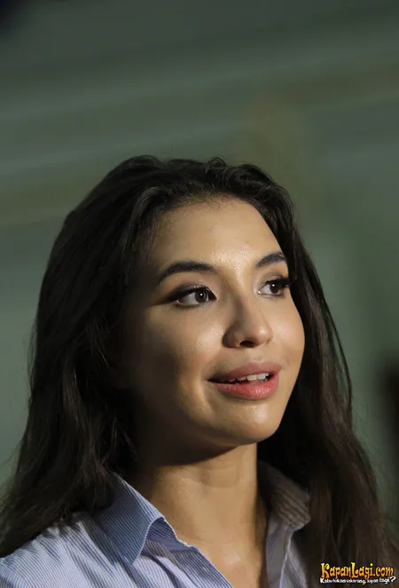 Foto Manohara Odelia Pinot