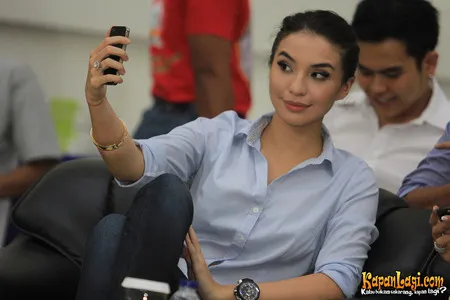 Foto Manohara Odelia Pinot