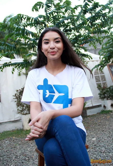 Foto Manohara Odelia Pinot