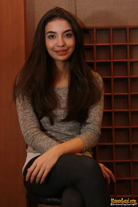 Foto Manohara Odelia Pinot