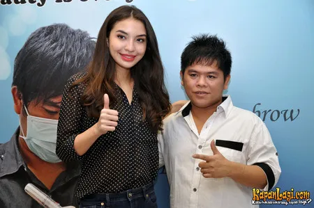 Foto Manohara Odelia Pinot