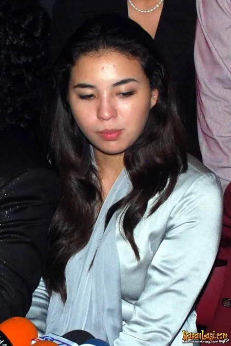 Foto Manohara Odelia Pinot