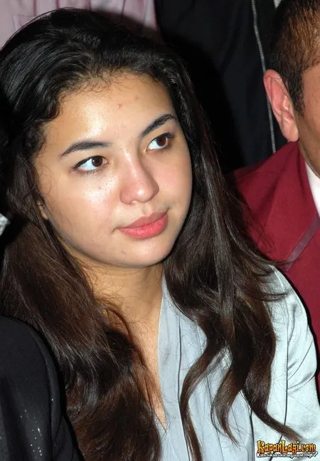Foto Manohara Odelia Pinot