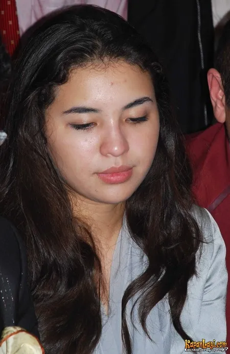 Foto Manohara Odelia Pinot