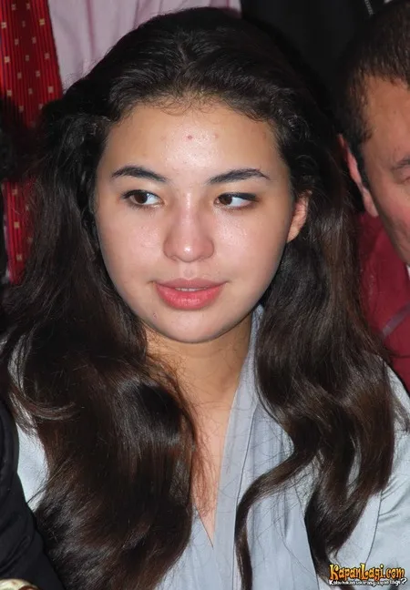 Foto Manohara Odelia Pinot