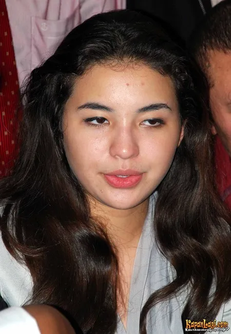 Foto Manohara Odelia Pinot