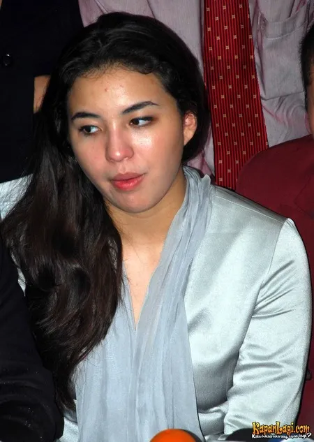Foto Manohara Odelia Pinot