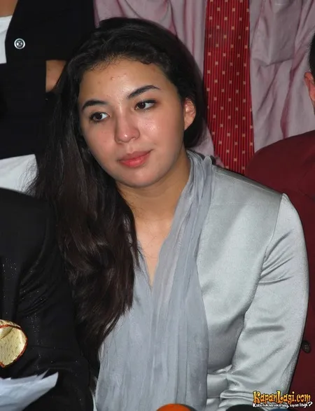 Foto Manohara Odelia Pinot