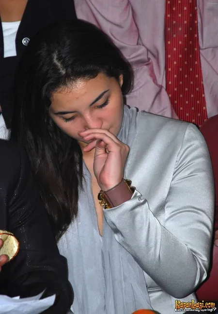Foto Manohara Odelia Pinot